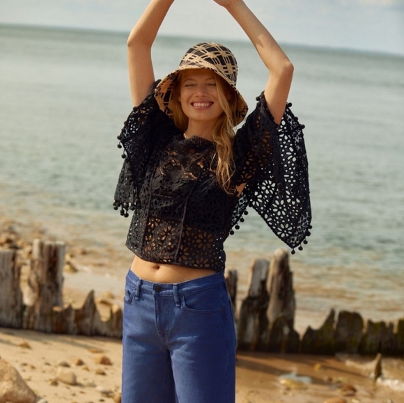 By Anthropologie Cut Out Blouse xl - Picture 2 of 4